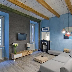 https://rome-as-you-feel-design-apartment-at-colosseum.it-romehotels.com