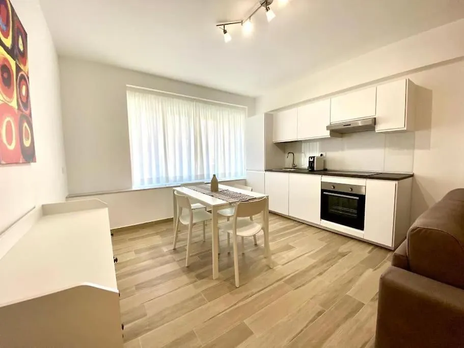 Un Raggio Di Sole Al Massimo Apartamento Palermo 0*,  Itália